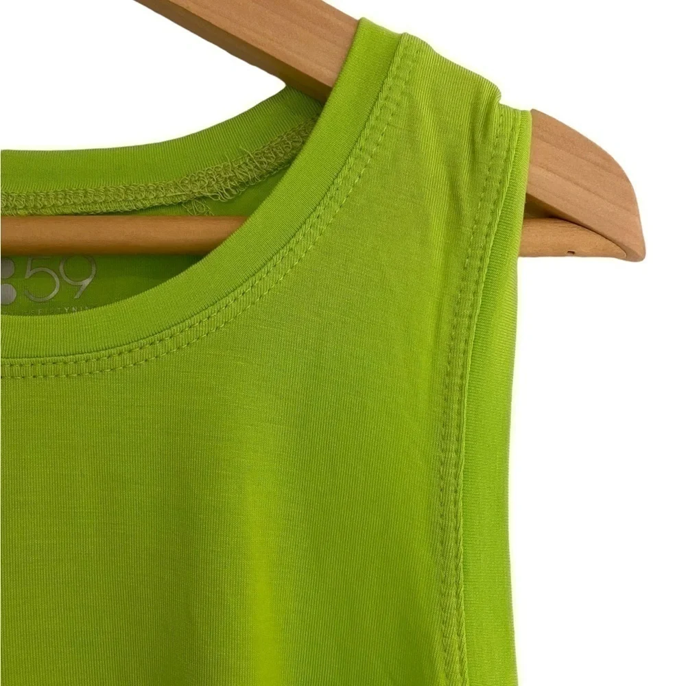 SPLITS59 NWT Neon Green Tank Top - Picture 2 of 4